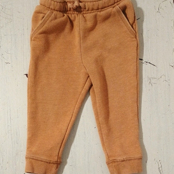 Cat & Jack Other - 4/$15 Cat & Jack Sweatpants, 18M